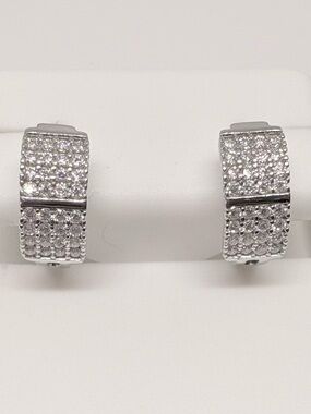 Sterling Silver Moissanite Huggie Hoop Earrings